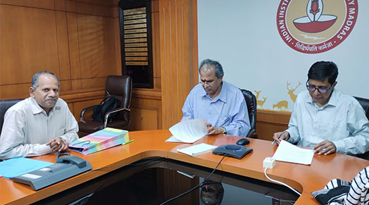 Signing of MoU with IIT Madras : Prof. S. Sundar, Director NIT Mizoram and Prof. Kamakoti Veezhinathan, Director IIT Madras