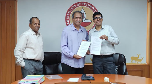 Signing of MoU with IIT Madras : Prof. S. Sundar, Director NIT Mizoram and Prof. Kamakoti Veezhinathan, Director IIT Madras